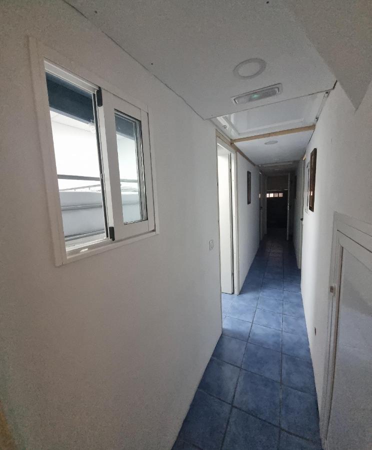 Albergue Cristina Habitaciones Con Bano Privado Y Mini Cocina Corralejo Extérieur photo